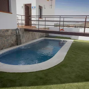 neade-residencial-suites.es-andalucia.com/