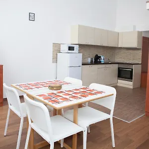 Cute Downtown Apartment Budapest