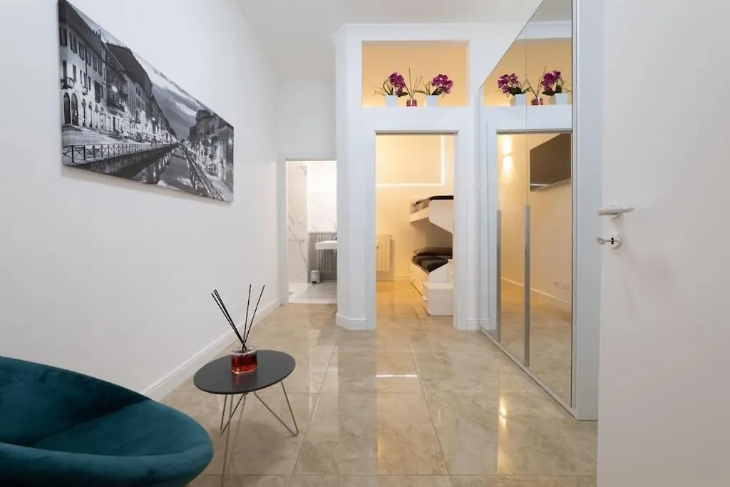 San Babila - Luxury Milanese Apartment  Milano