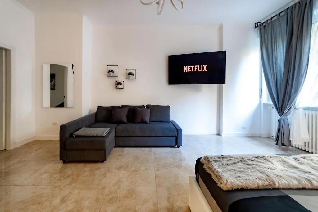 San Babila - Luxury Milanese Apartment Milano